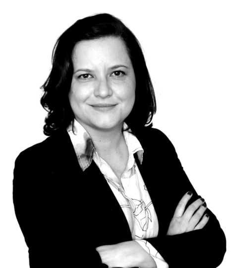 Dr-Ana-Giurgiuca-blackwhite